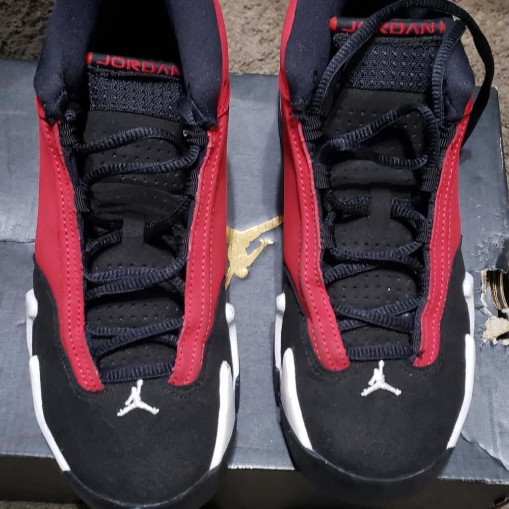 Jordan retro 14's size 4.5y